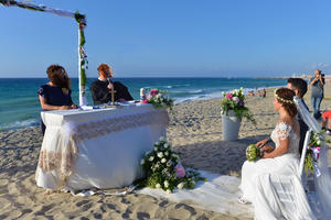 Wedding on the beach of Sicily