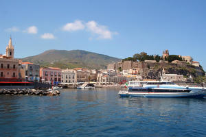 Lipari ☀ Aeolian Islands in Sicily Lipari ☀ Aeolian Islands in Sicily