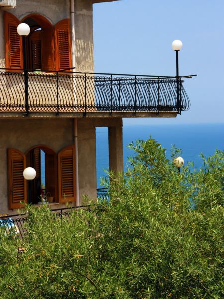 Balkon der Ferienwohnung mit Meerblick