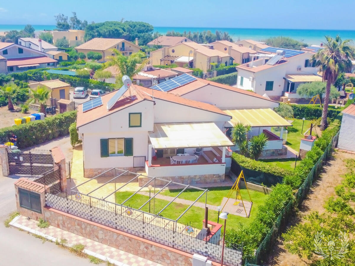 Villa Iris